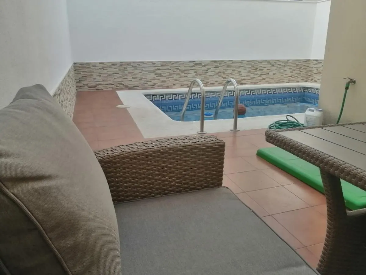 Bonita Casa Con Piscina Privada contacts
